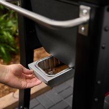 Weber Smoque™ XL Pellet Smoker - Image 7