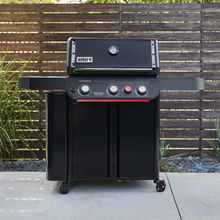 Weber Genesis® E-330 Gas Grill Stealth® Edition - Image 5