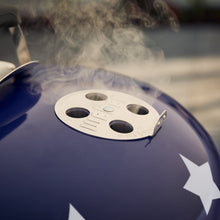 Weber 22” Star-Spangled Kettle - Image 6
