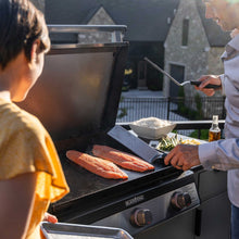 28" Built-In Griddle in Stainless Steel w/Hood (Propane)