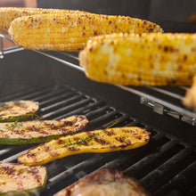 Weber Spirit® E-325 Gas Grill Stealth® Edition - Image 7