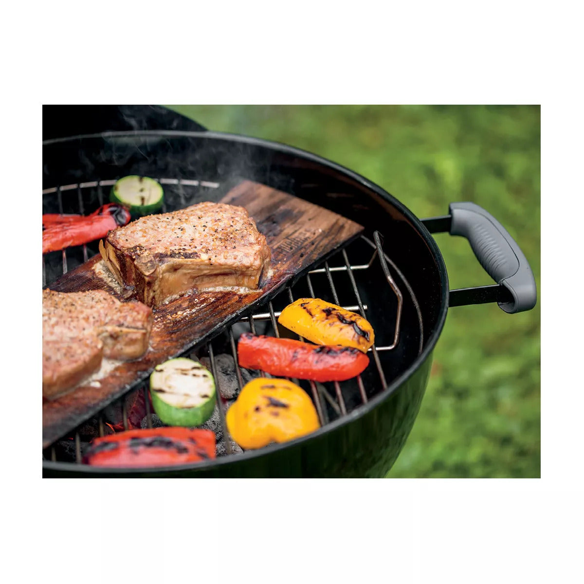 Weber Original Kettle 18-Inch Charcoal Grill 441001 – Black, Porcelain-Enameled Steel, 240 Sq. In.