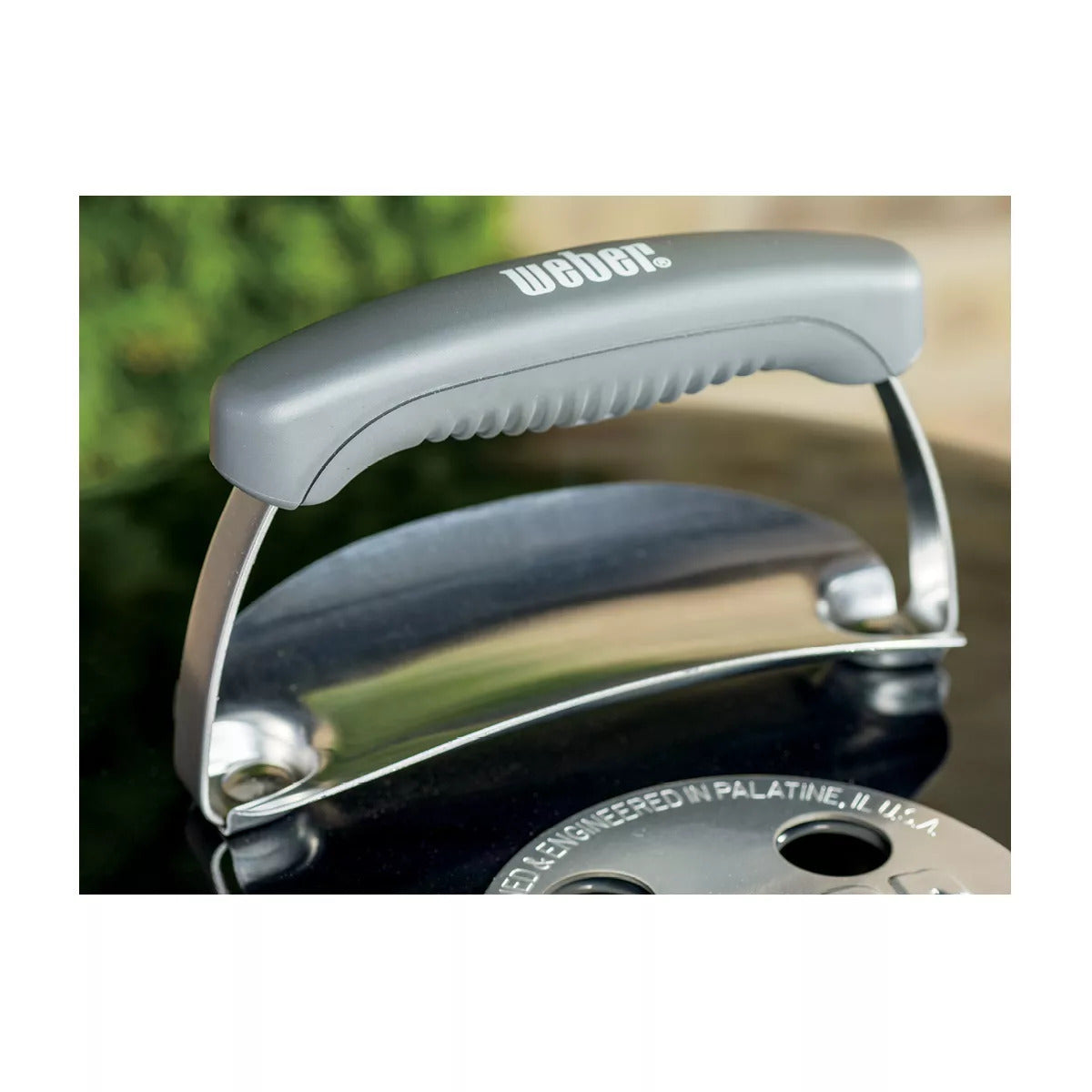 Weber Original Kettle 18-Inch Charcoal Grill 441001 – Black, Porcelain-Enameled Steel, 240 Sq. In.