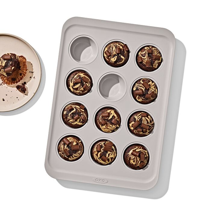 OXO Non-Stick Pro Ceramic Coated Metal Bakeware 12 Cup Muffin Pan - image 4