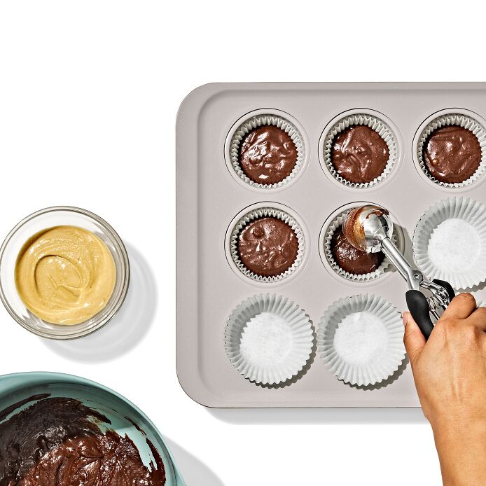 OXO Non-Stick Pro Ceramic Coated Metal Bakeware 12 Cup Muffin Pan - image 5